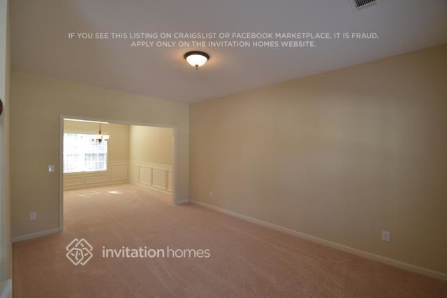 Building Photo - 2530 Freemont St