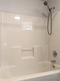 Building Photo - 6926 Maple Dr