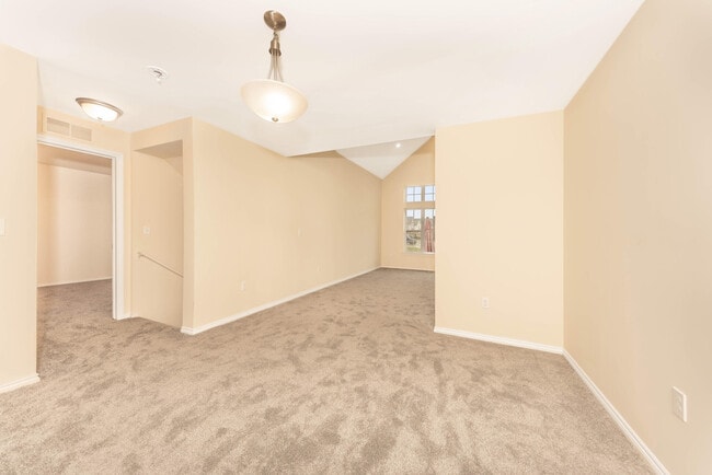 Building Photo - 45790 Aragon Ln