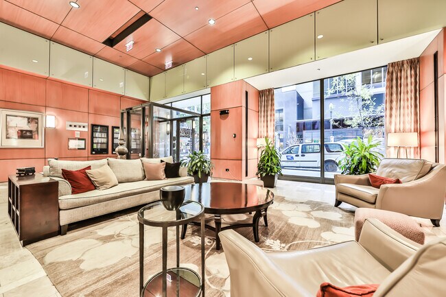 Building Photo - 71 Lower Wacker Dr