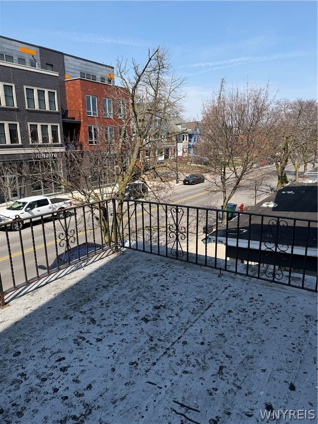 Building Photo - 1015 Elmwood Ave