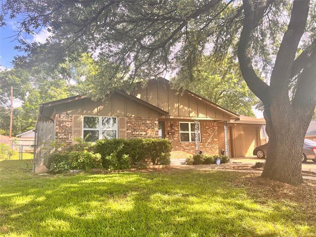 Building Photo - 401 Franklin Dr