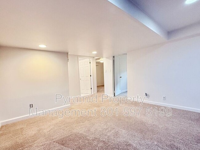 Building Photo - 343 W 1300 N