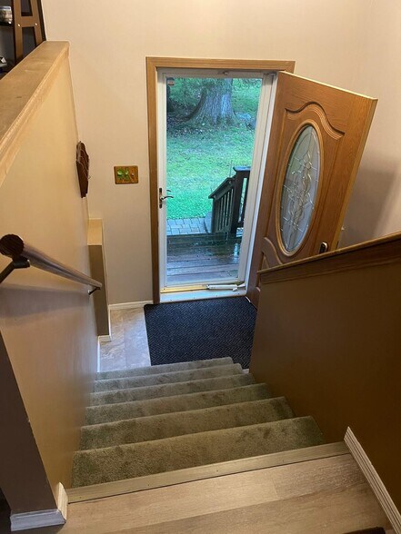 Building Photo - 1121 Thunder Dr
