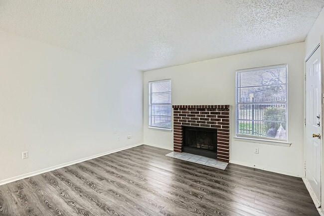 3700 S Tyler St 102 - Web Quality - 003 - 04 Living Room - The Anderson