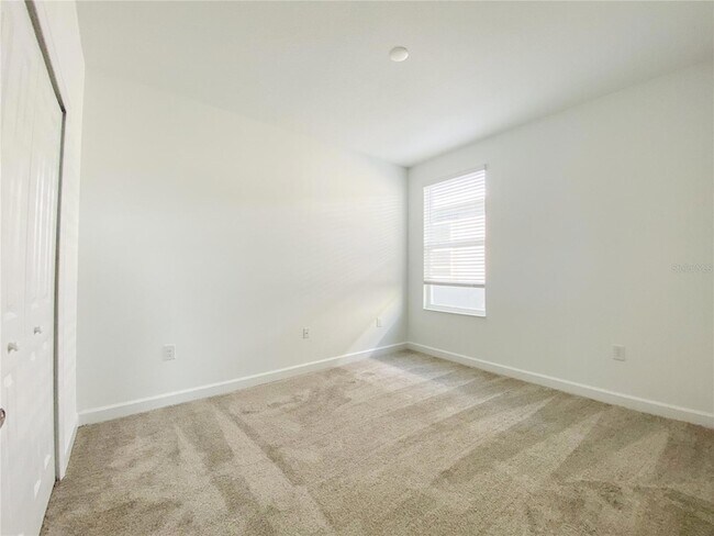 Building Photo - 977 Leader St