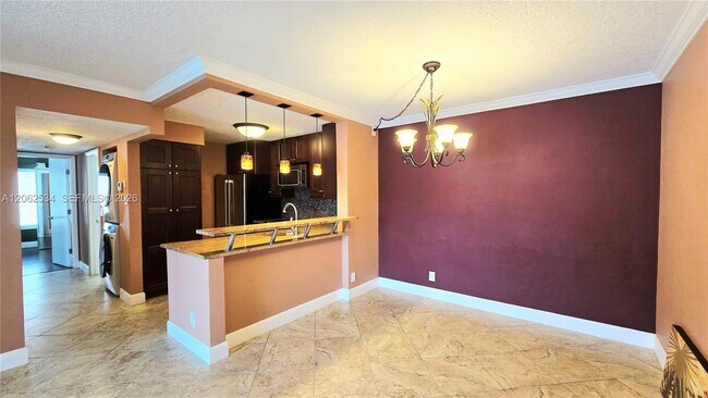 Building Photo - 202 Foxtail Dr
