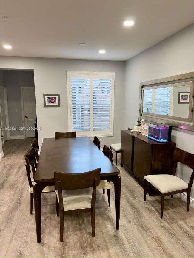 Building Photo - 1505 SW 147th Ave