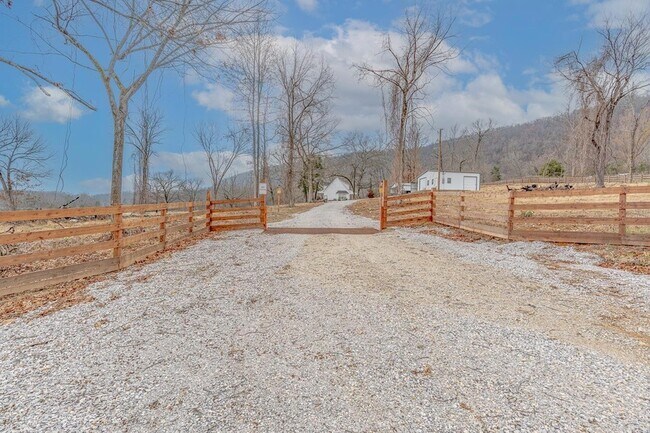 Building Photo - 101 Star Rd