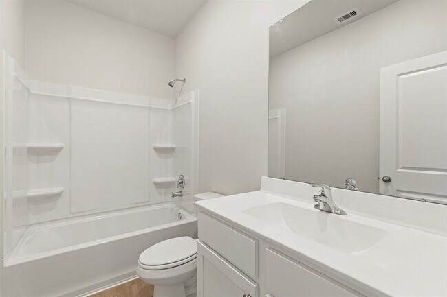 Building Photo - 1035 Rosewood Trl