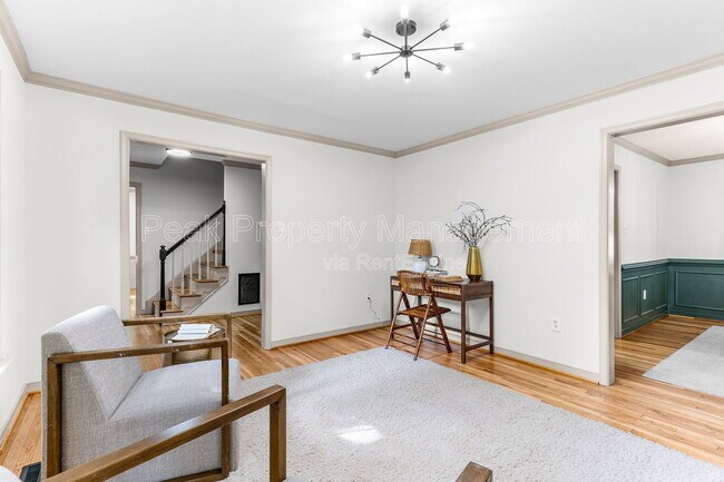Building Photo - 504 Winamack Ct