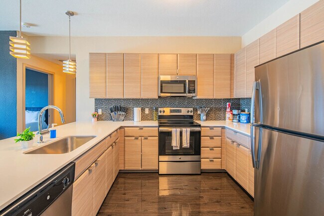 Building Photo - 295 E Roosevelt St