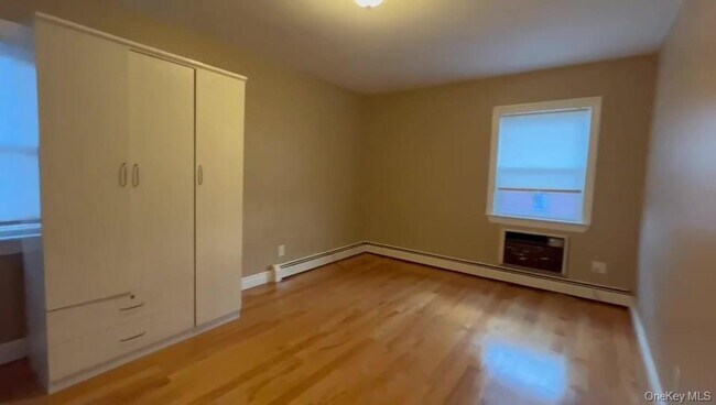 Building Photo - 57-32 136th St