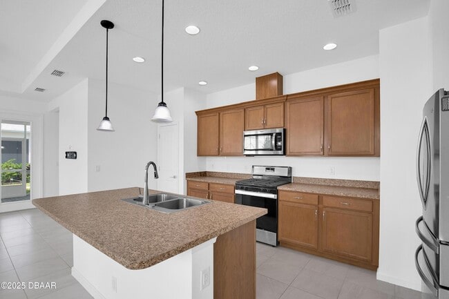 Building Photo - 512 Landshark Blvd