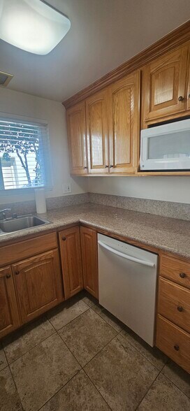 Building Photo - 23818 Audrey Ave