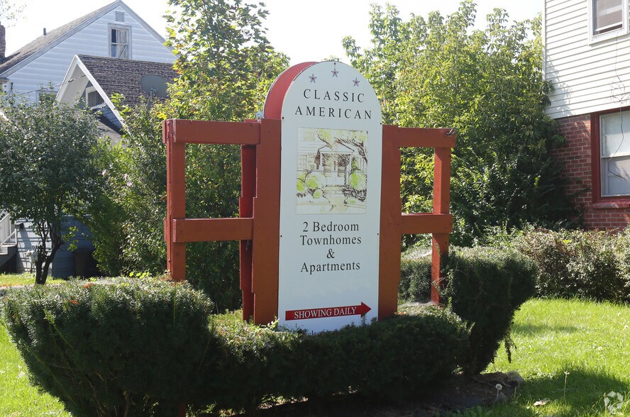 Classic American Townhomes And Apartments Syracuse Ny Apartment Classic American Townhomes And Apartments Syracuse Ny Apartment Finder