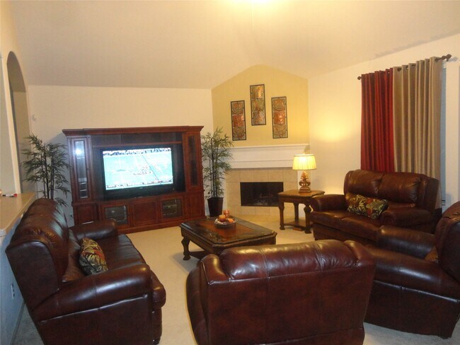 Building Photo - 114 Bryce Branch Cir