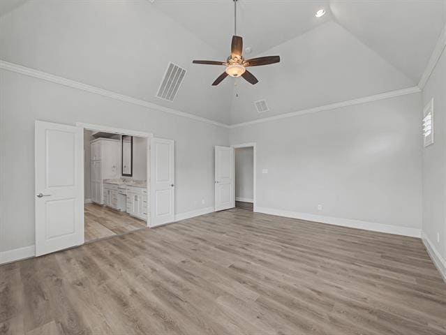 Building Photo - 704 18th St