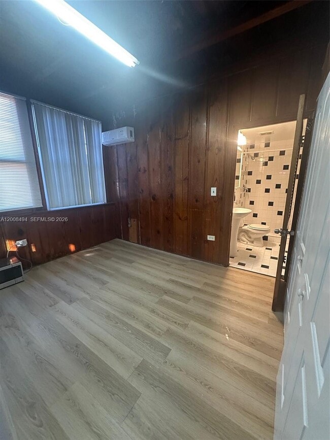 Building Photo - 40 NW 58th Ave
