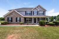 Building Photo - 657 Howell Dr