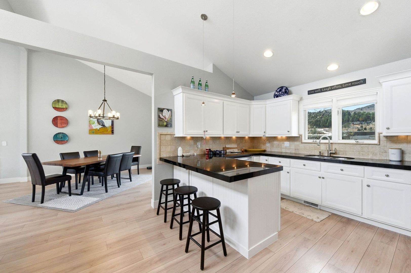 Building Photo - 3861 Silver Spur Cir