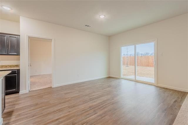 Building Photo - 730 Wilshire Dr