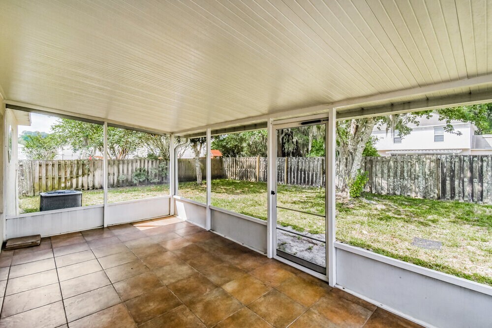 Building Photo - 12348 Hickory Forest Rd