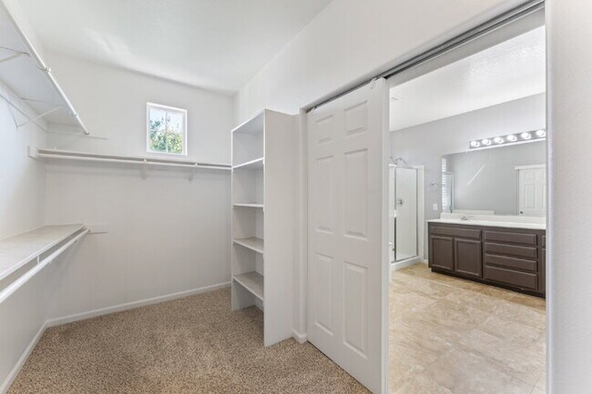 Building Photo - 5816 Amnest Way