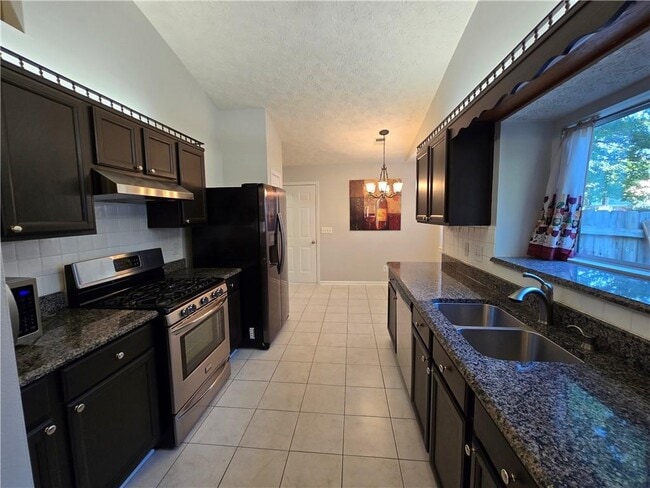 Building Photo - 3585 Plum Creek Trail NW