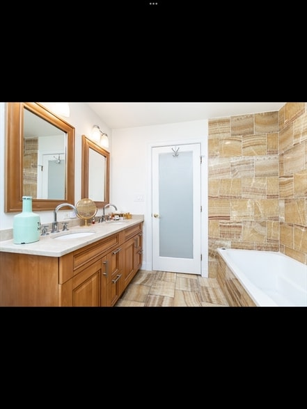 Building Photo - 19 Worcester Sq