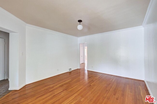 Building Photo - 458 Smithwood Dr
