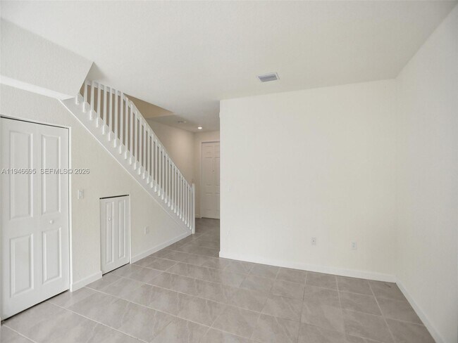 Building Photo - 3436 W 111th Pl