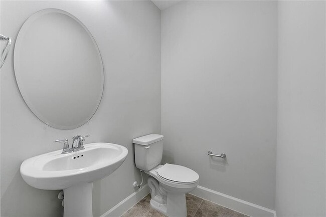 Building Photo - 5223 Liberty Ln