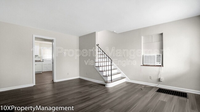 Building Photo - 2911 Sullivant Ave