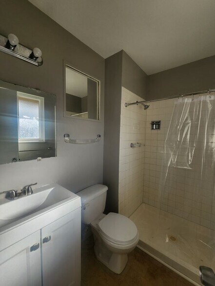 Building Photo - 91 Lansing St