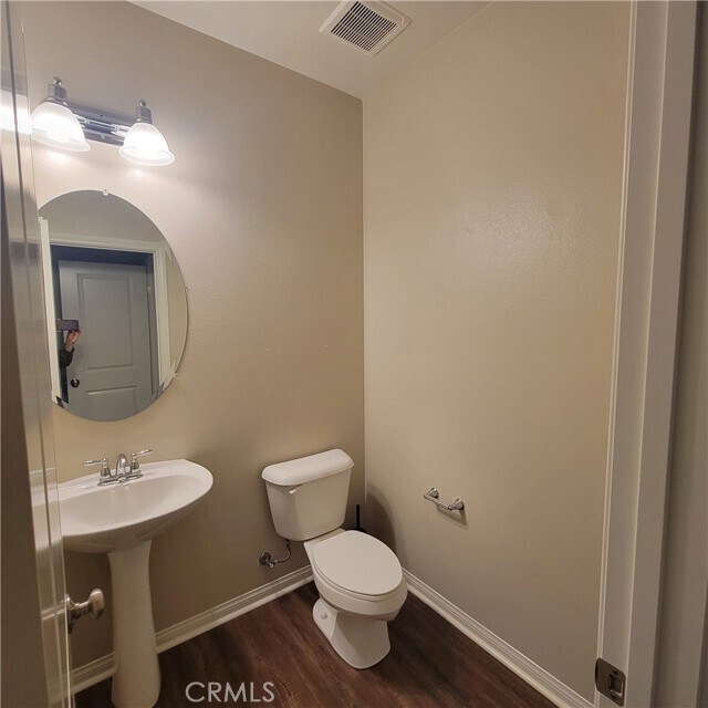 Building Photo - 27951 Mead Ct