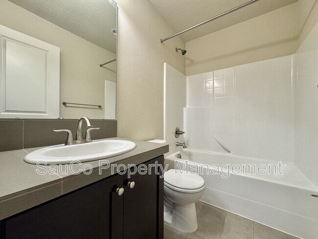 Building Photo - 13558 SW Beach Plum Terrace