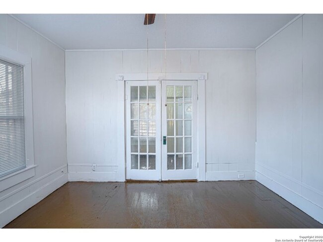 Building Photo - 639 Canton-