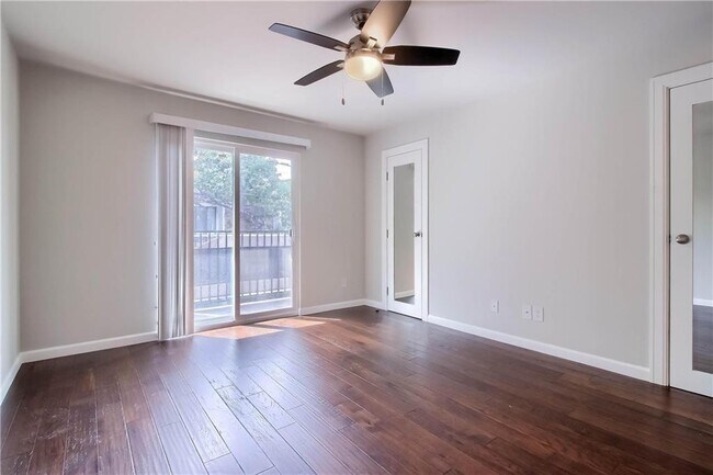 Building Photo - 3110 Red River St