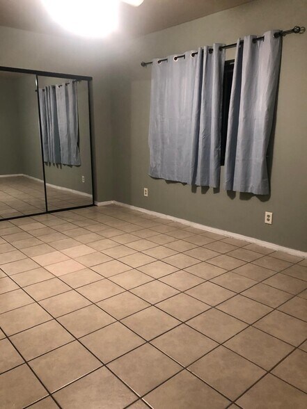 Building Photo - 12542 Waldorf Dr