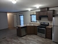 Building Photo - 2701 Huizenga St