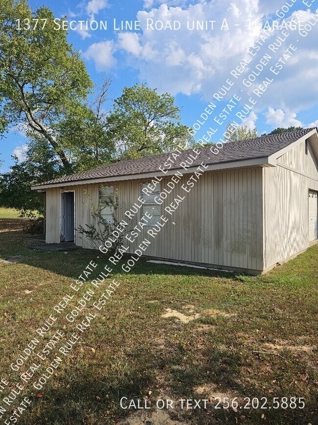 Building Photo - 1377 Section Line Rd