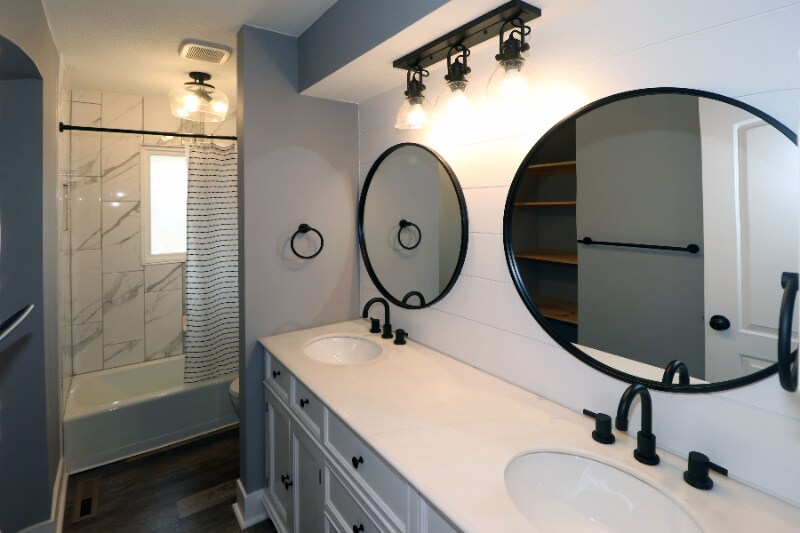 Building Photo - 106 N 1st St