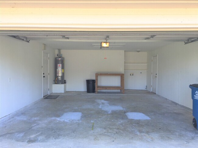 Building Photo - 12944 Orion Ct E