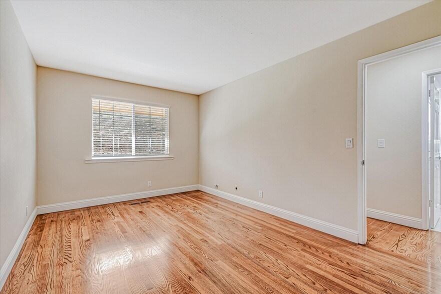 Building Photo - 3978 Country Vista Ct