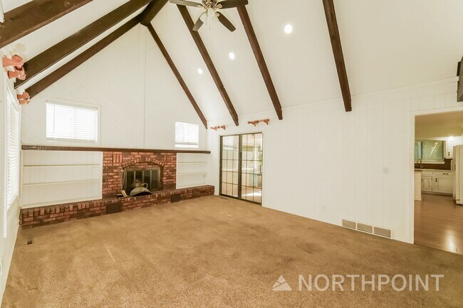 Building Photo - 15045 Switzer Rd