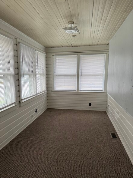 Sunroom/Office/2nd Bedroom - 154 5th Ave
