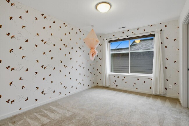 Building Photo - 17129 42nd Dr SE