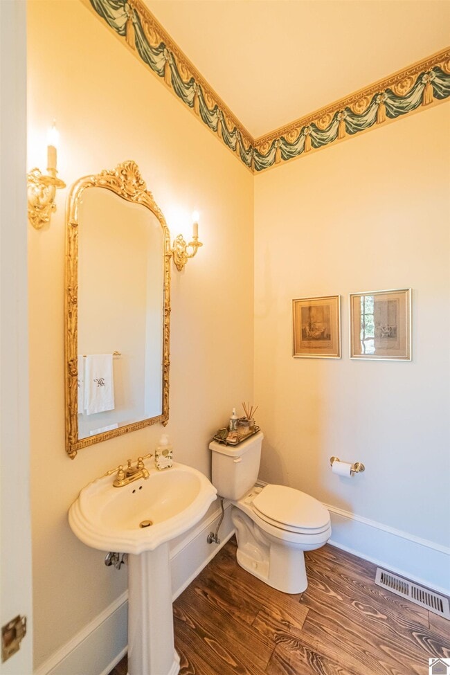 Building Photo - 2500 Biggs Rd