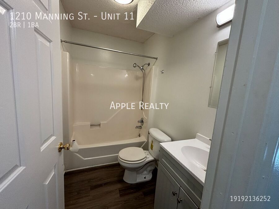 Building Photo - 1210 Manning St